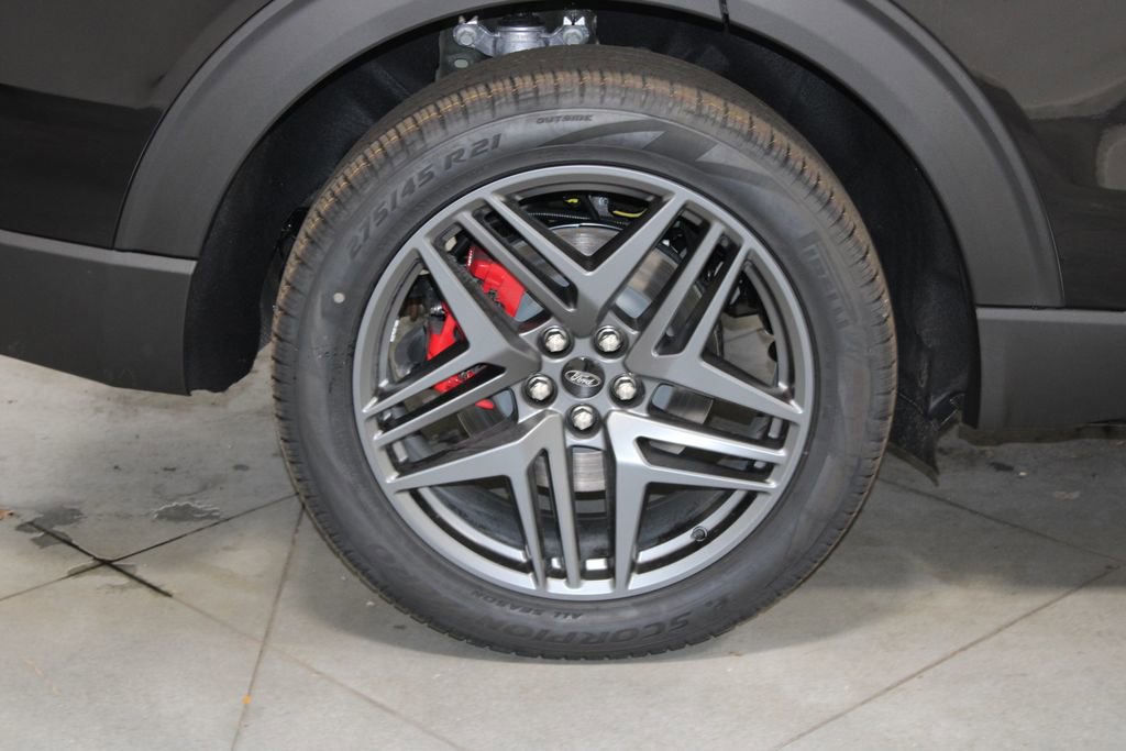 New 2026 Ford Explorer ST w/ Sun And Sound Package image 12