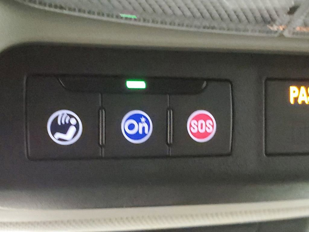 Used 2023 Buick Encore GX Select w/ Sport Touring Package FWD image 19