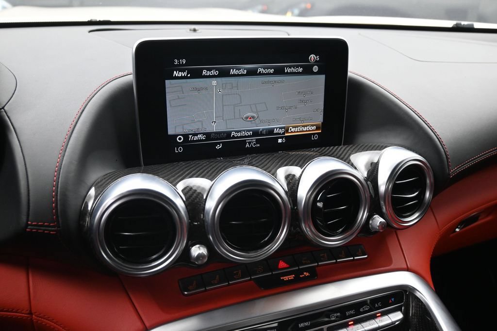 Used 2018 Mercedes-Benz AMG GT Roadster image 16