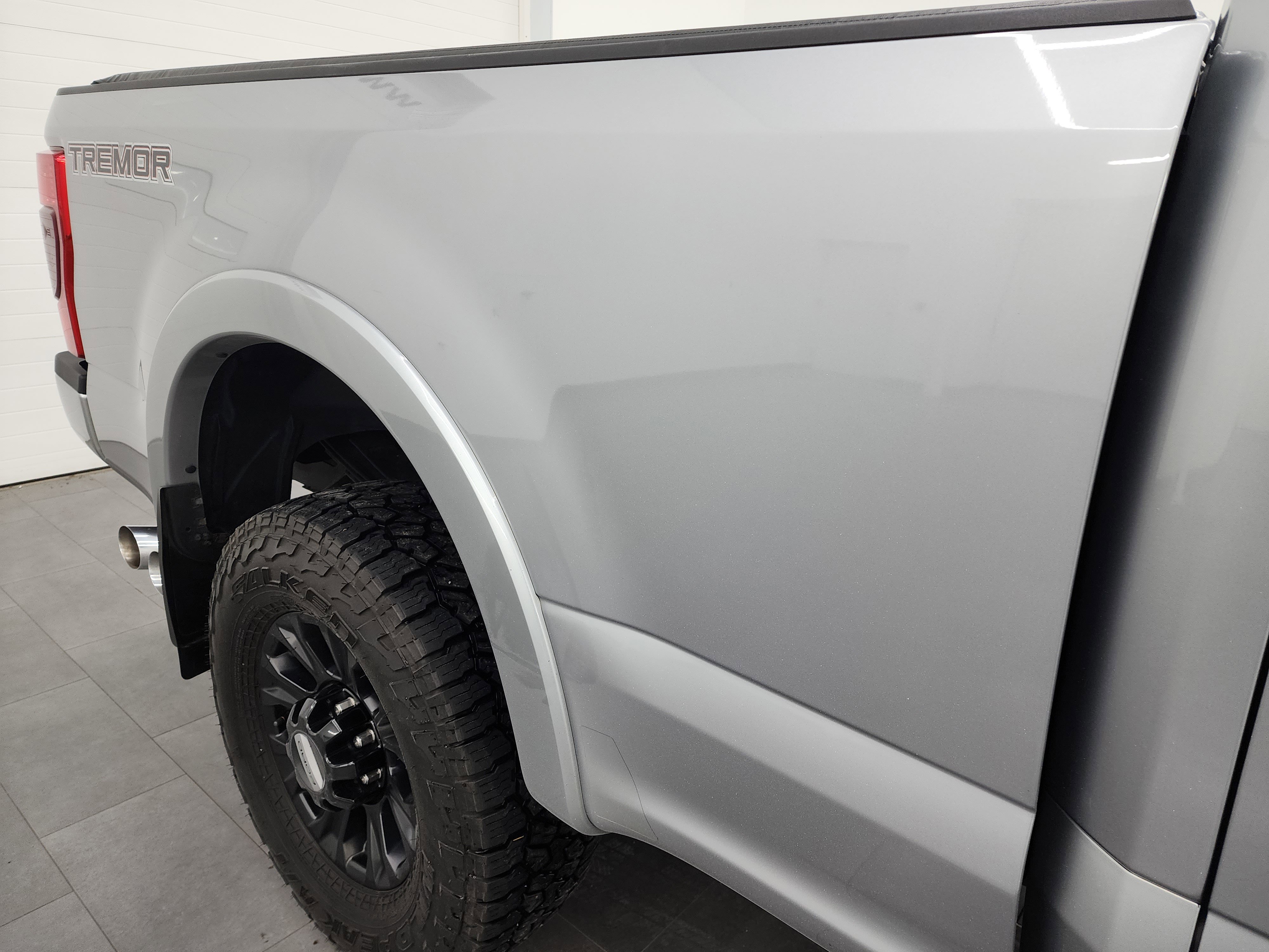 Used 2022 Ford F250 Platinum w/ Tremor Off-Road Package image 30