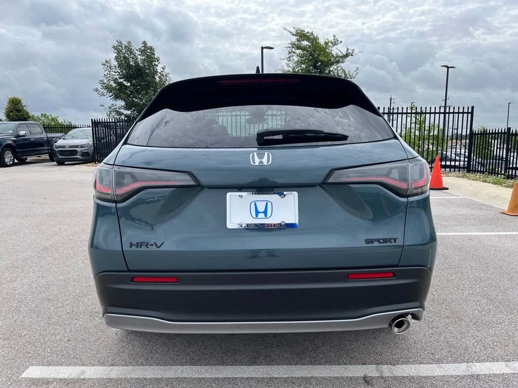 Certified 2026 Honda HR-V Sport image 5