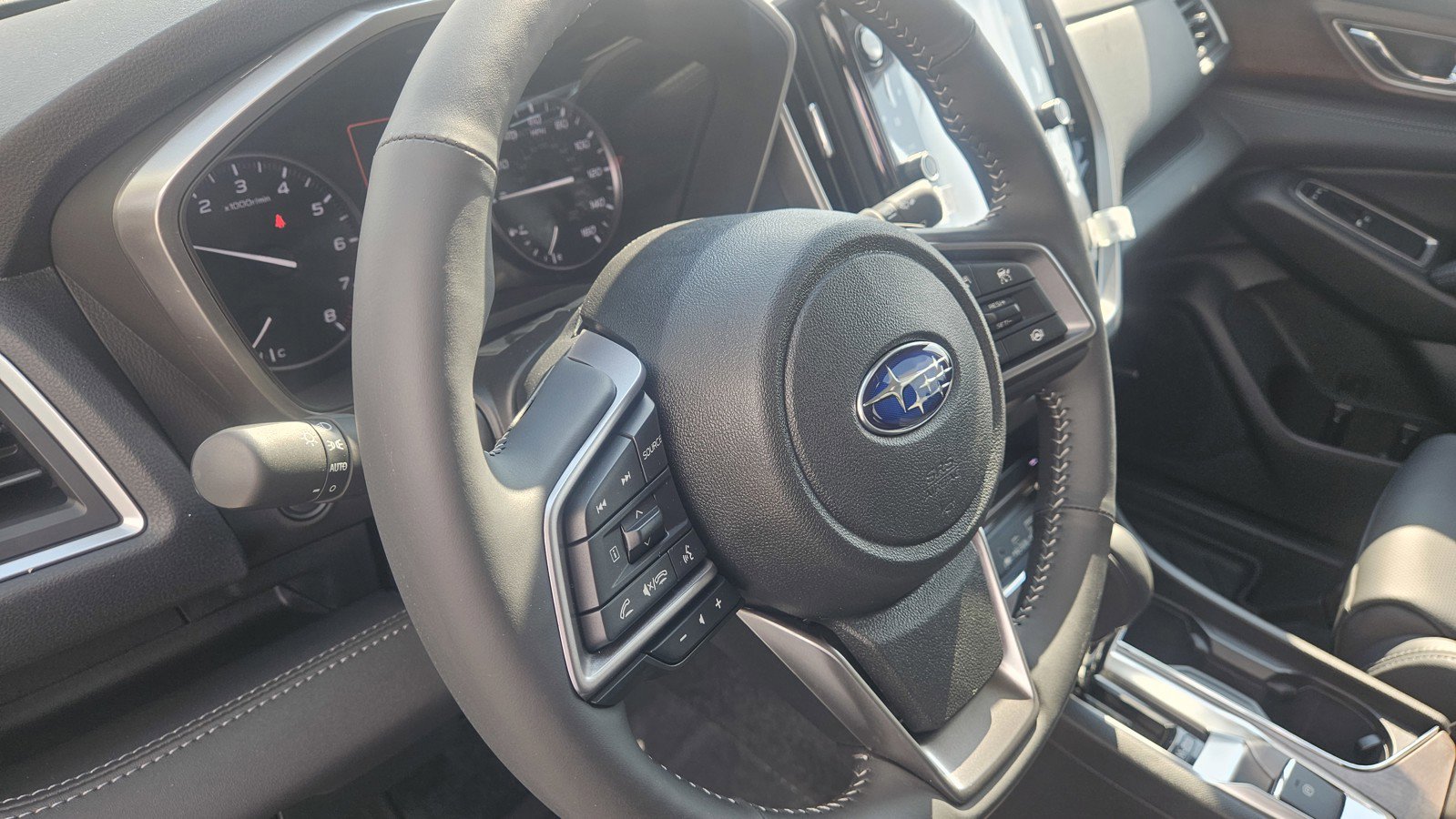 New 2025 Subaru Ascent Touring w/ Popular Package #1 image 18