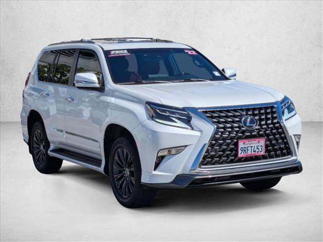 Used 2022 Lexus GX 460 Premium w/ Accessory Package AWD/4WD image 3