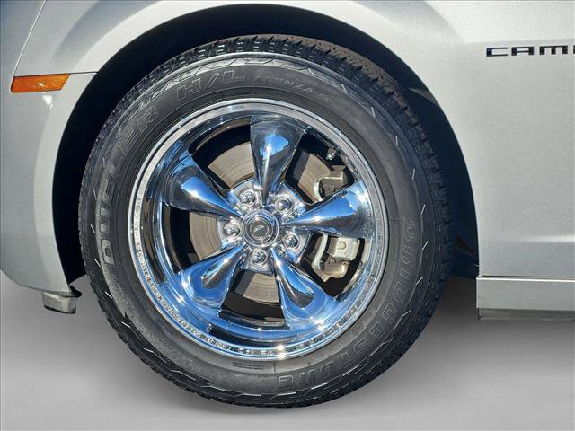 Used 2011 Chevrolet Camaro LS RWD image 27