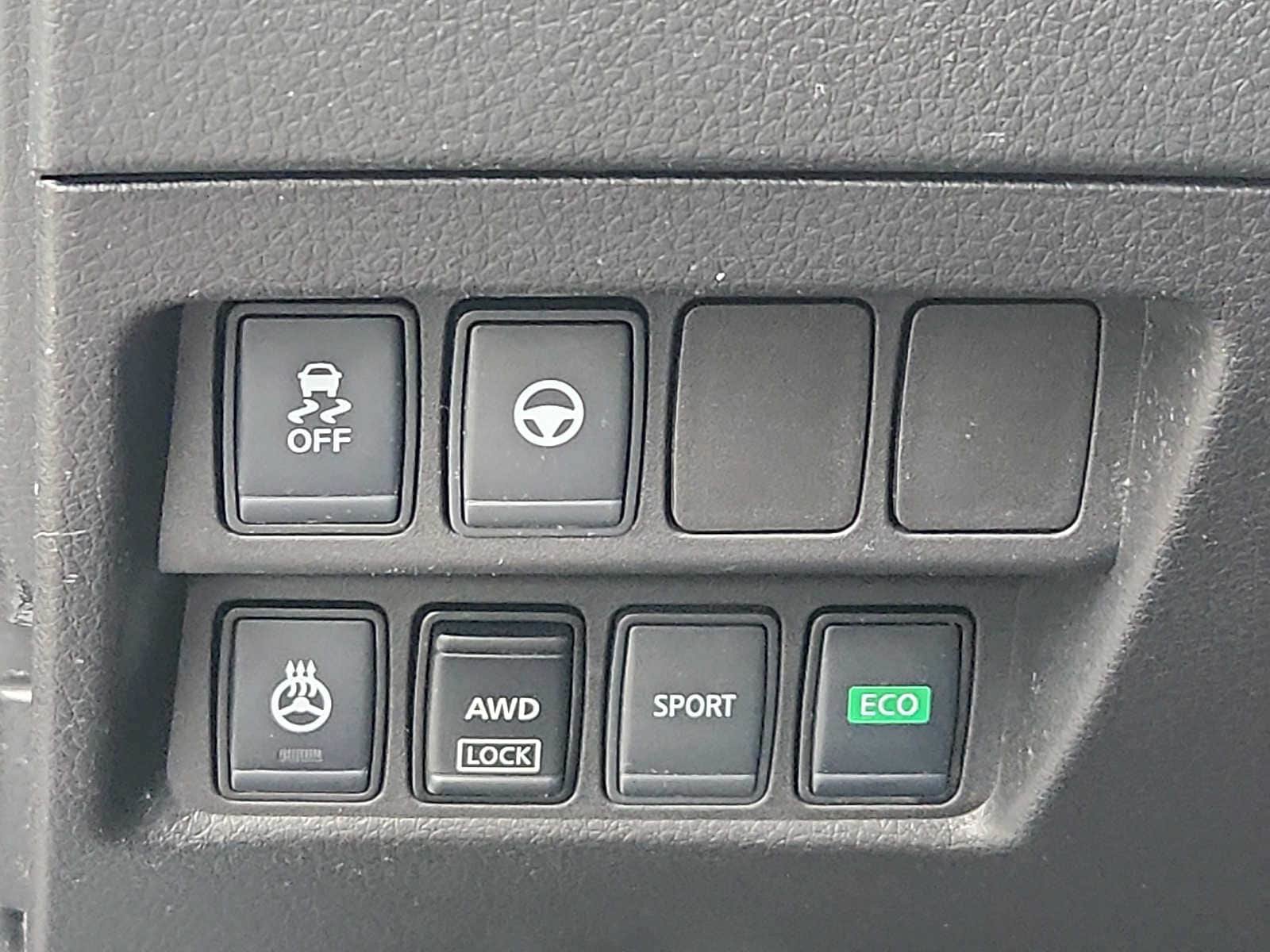 Used 2020 Nissan Rogue Sport SL AWD/4WD image 26
