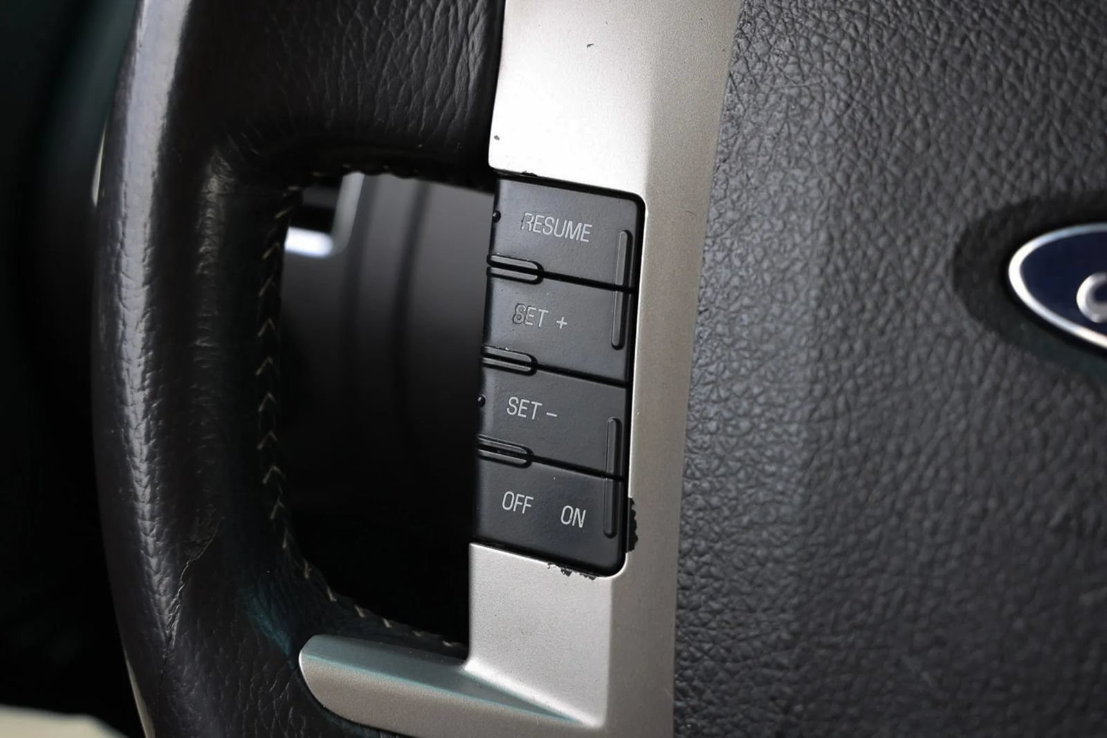 Used 2009 Ford Flex Limited FWD image 29
