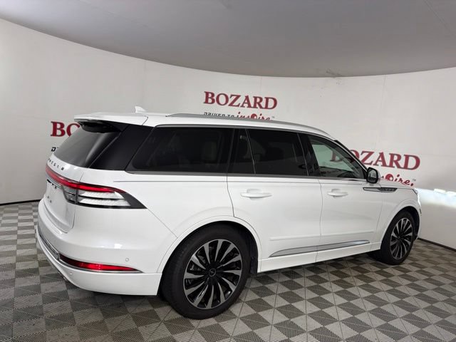Certified 2021 Lincoln Aviator Black Label Grand Touring w/ Class IV Trailer Tow Package AWD/4WD image 9