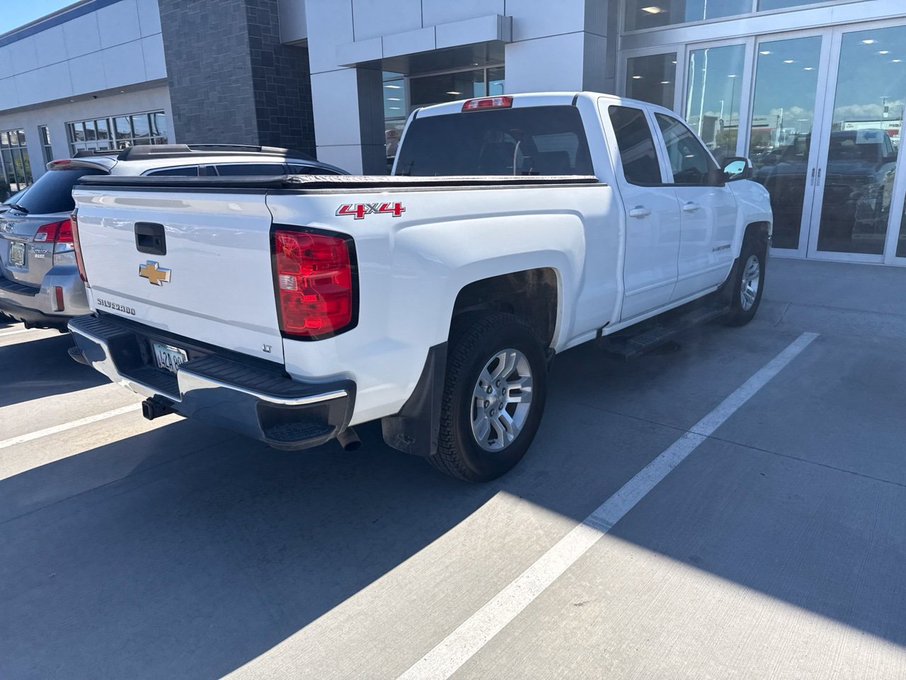 Used 2017 Chevrolet Silverado 1500 LT w/ All Star Edition AWD/4WD image 14