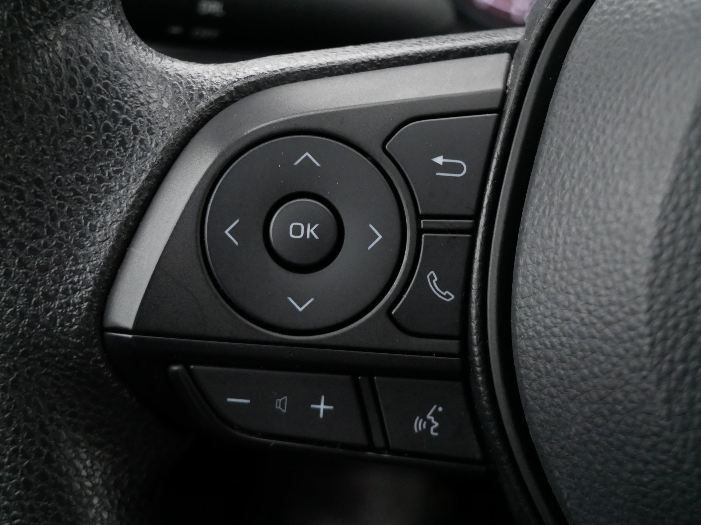 Certified 2024 Toyota RAV4 LE image 26