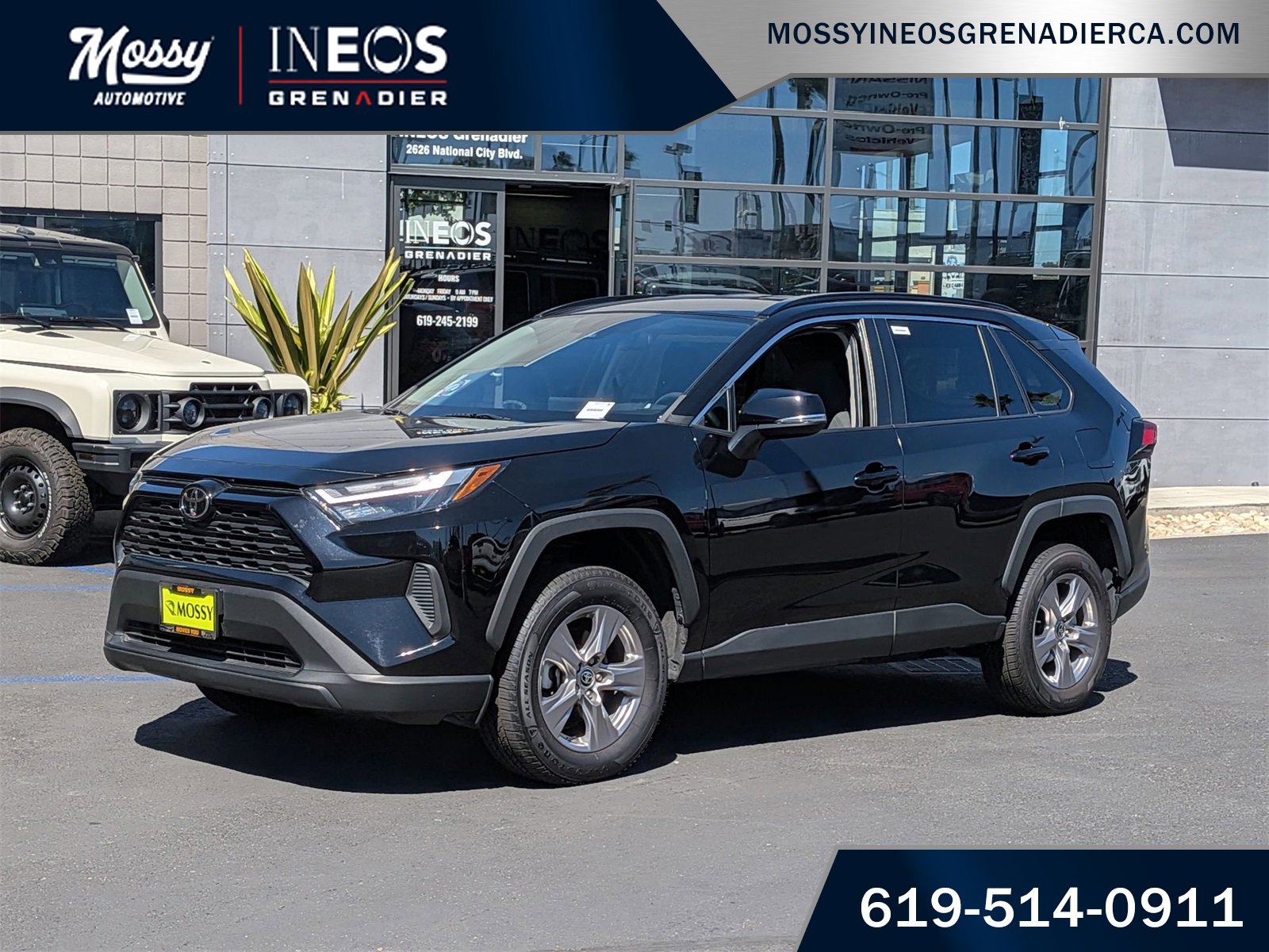 Used 2023 Toyota RAV4 XLE image 4