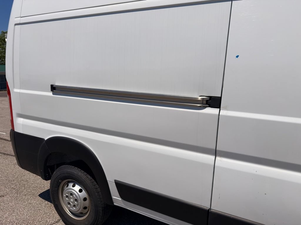 Used 2023 RAM ProMaster 2500 FWD image 6