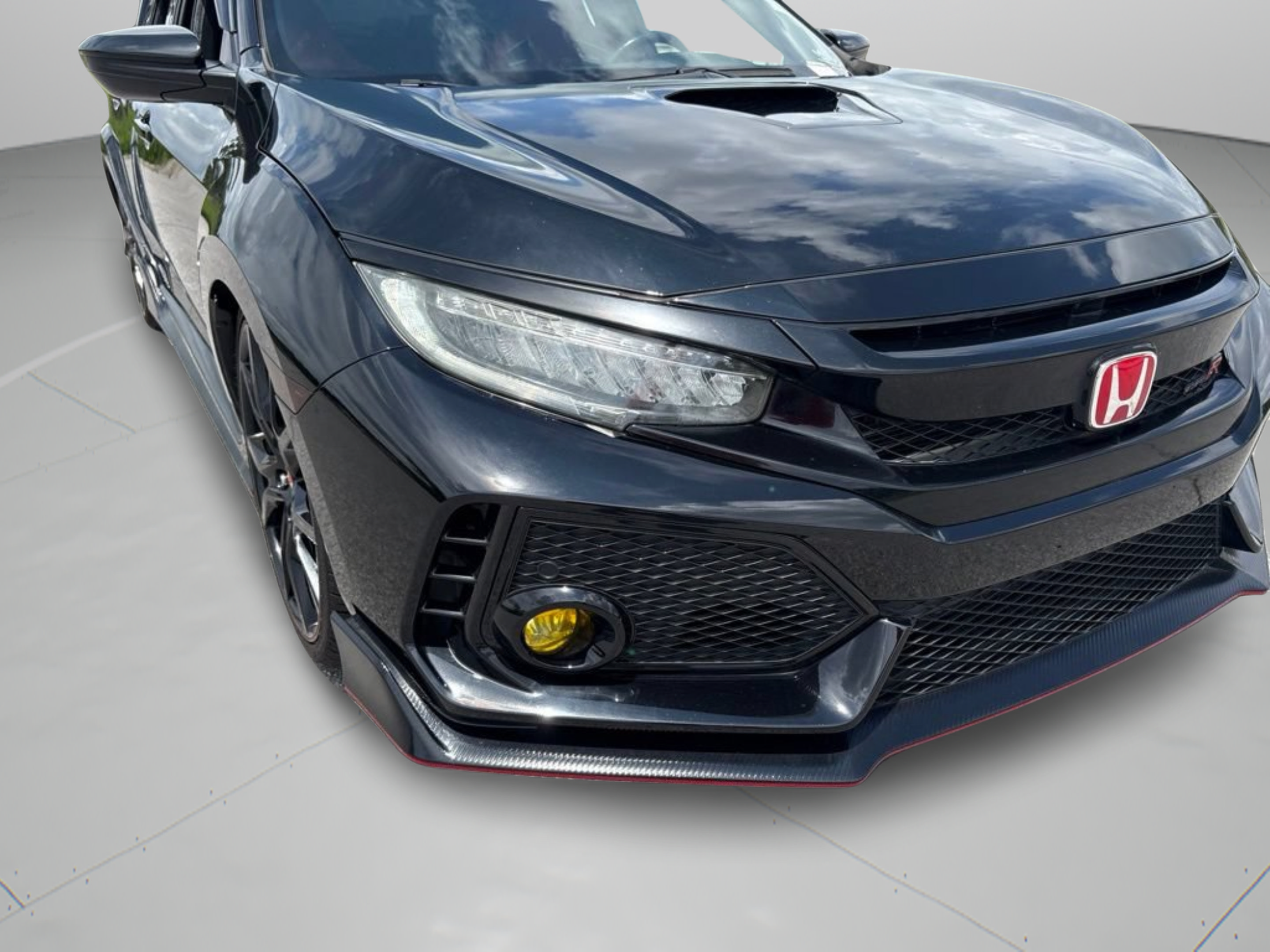 Used 2018 Honda Civic Type R image 27