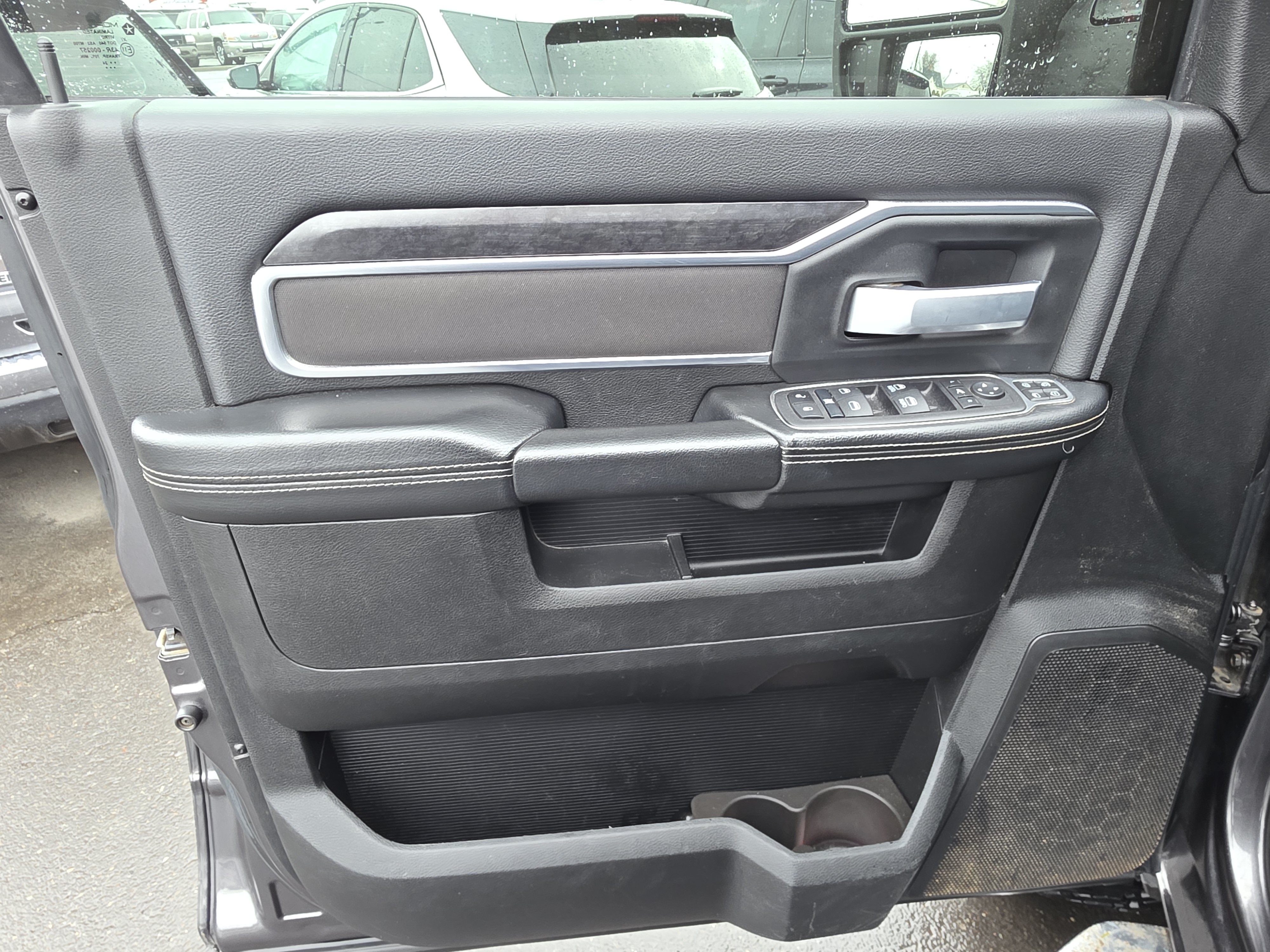 Used 2024 RAM 2500 Big Horn AWD/4WD image 20