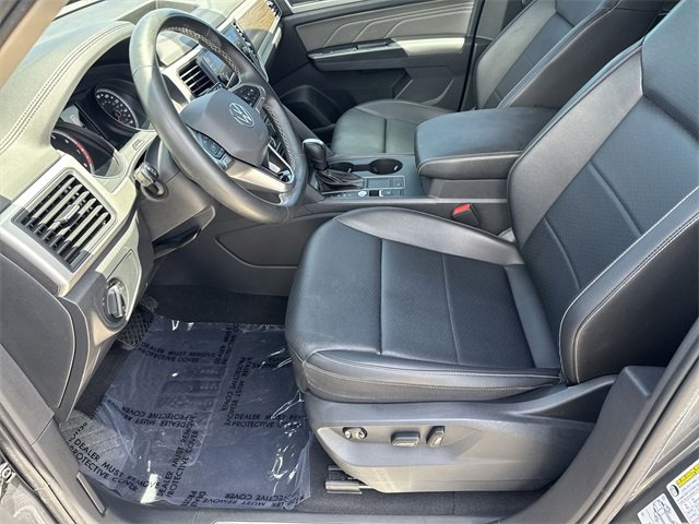 Used 2021 Volkswagen Atlas SE w/ Towing Package image 17