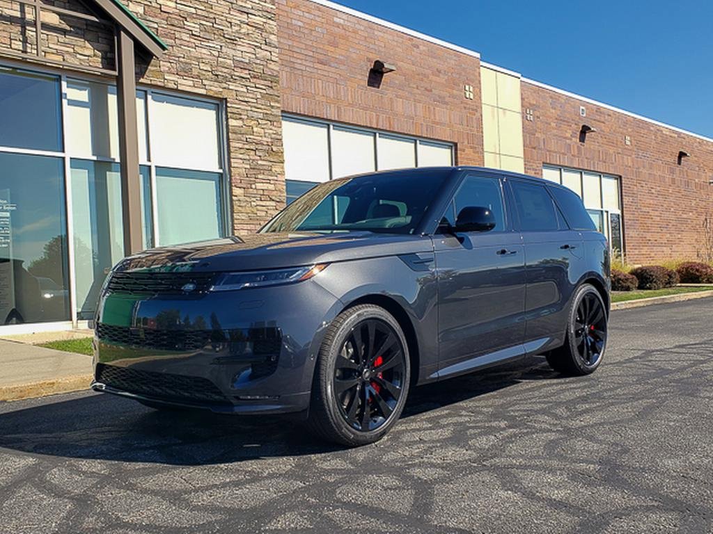New 2025 Land Rover Range Rover Sport Dynamic SE video 1