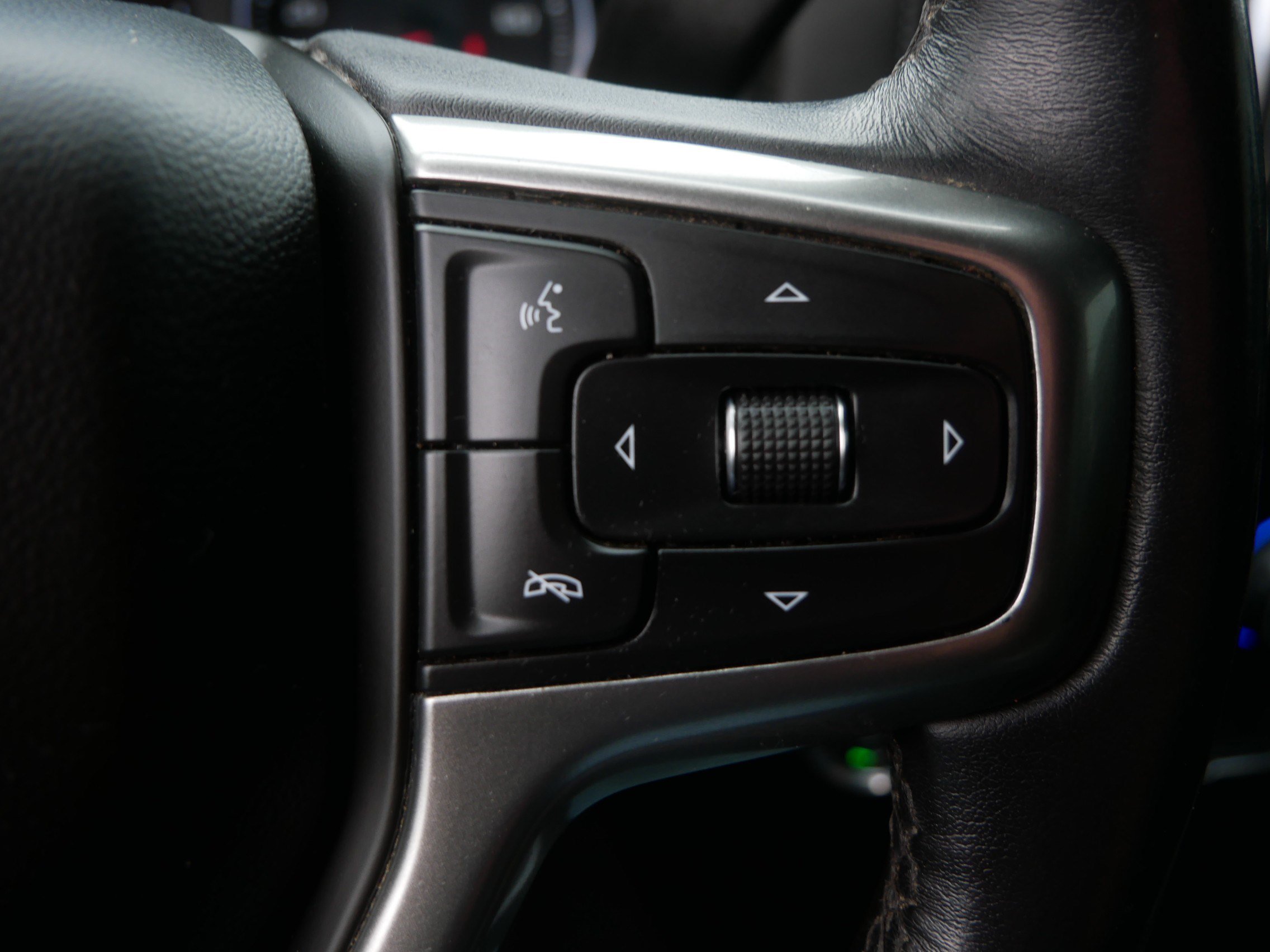Certified 2021 Chevrolet Silverado 1500 LT Trail Boss w/ LPO, Dark Essentials Package AWD/4WD image 23