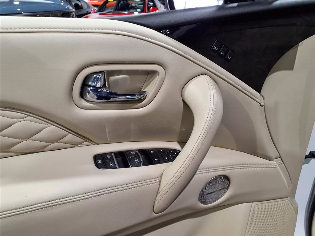 Used 2023 INFINITI QX80 Sensory w/ All-Season Package image 22