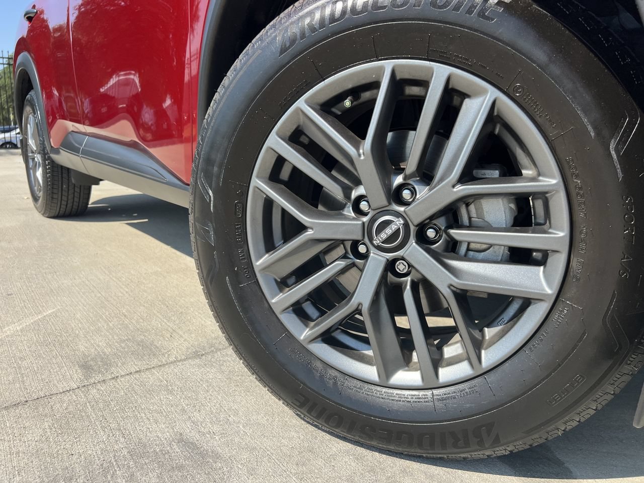 Used 2025 Nissan Rogue S FWD image 6