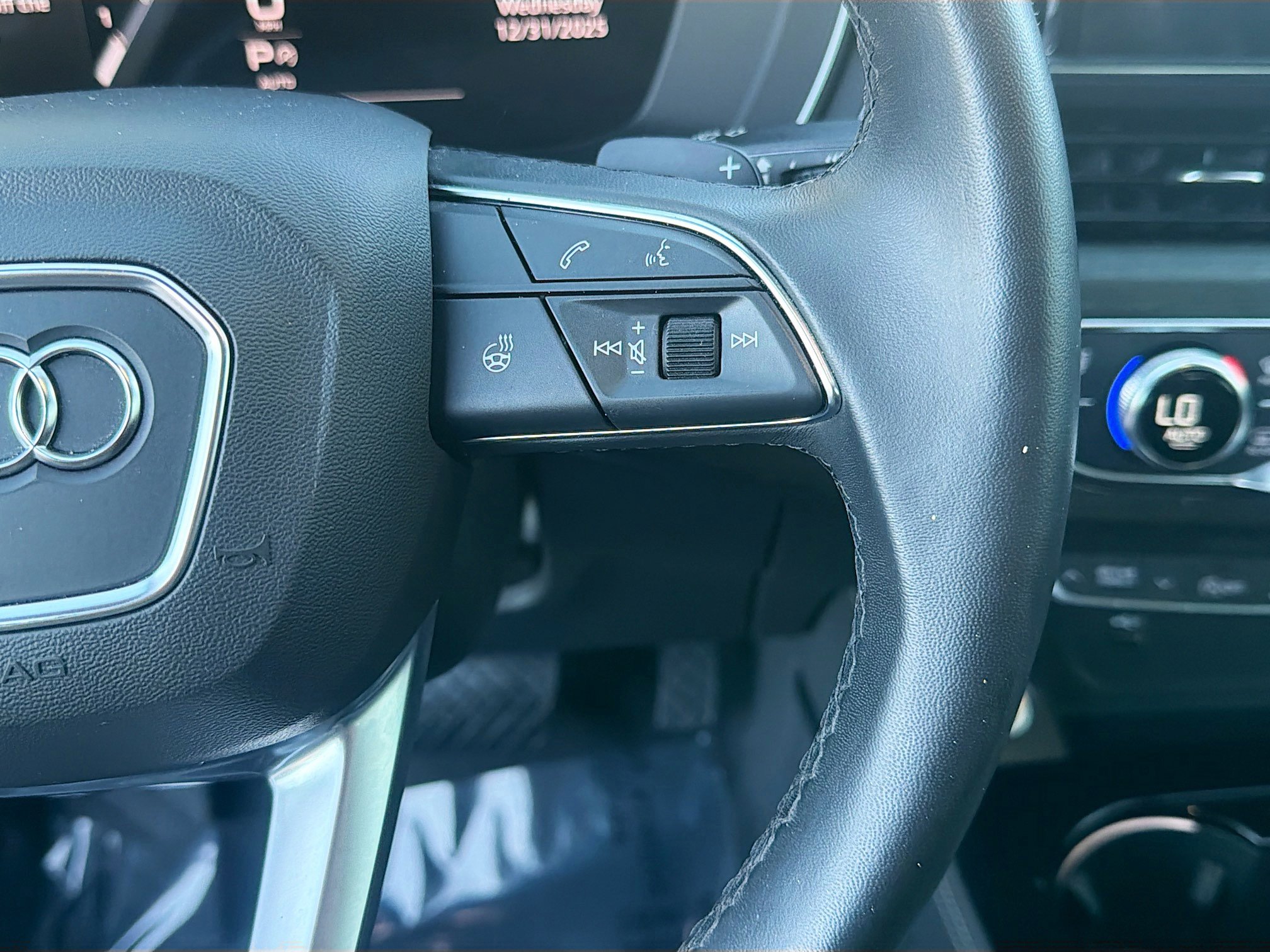 Certified 2023 Audi A4 2.0T Premium Plus w/ Premium Plus Package image 37