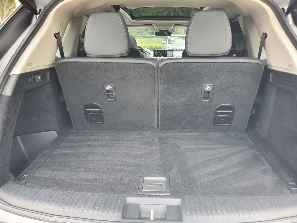Used 2024 Acura MDX w/ Technology Package FWD image 8