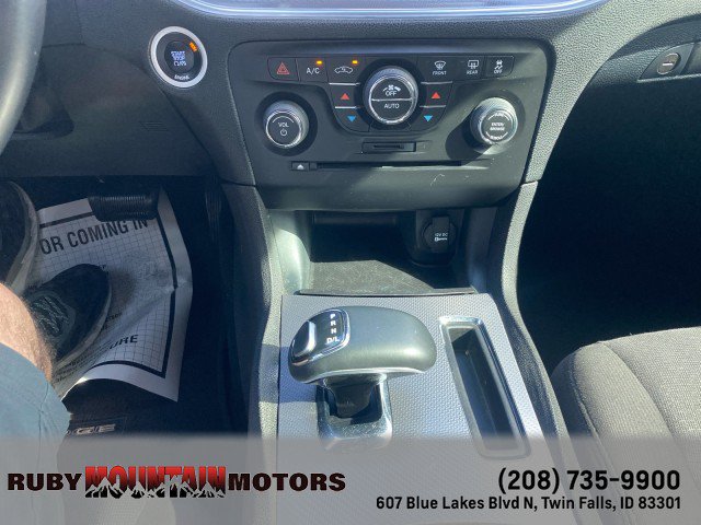 Used 2014 Dodge Charger SXT w/ Sport Appearance Group RWD image 18