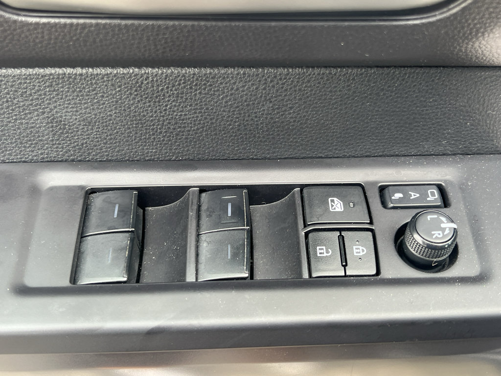 Used 2023 Toyota Tundra SR5 w/ SR5 Convenience Package AWD/4WD image 12