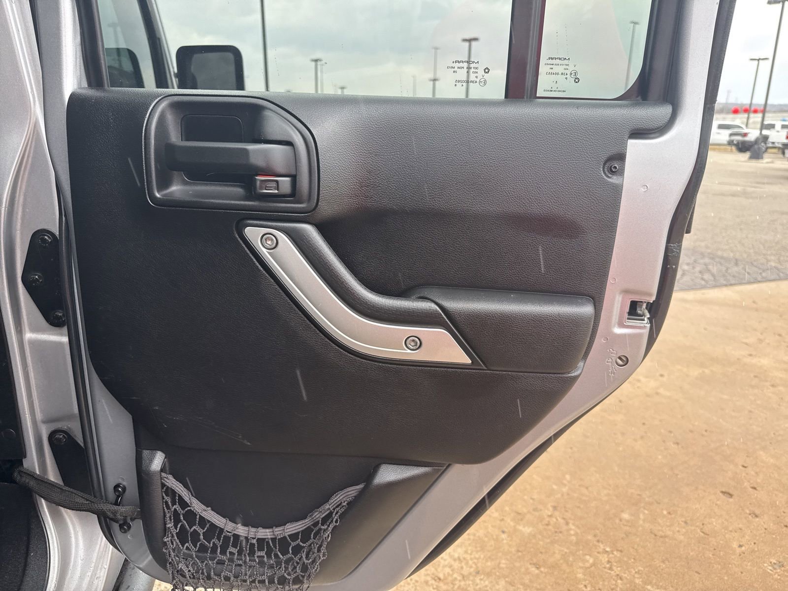 Used 2015 Jeep Wrangler Unlimited Sport image 27