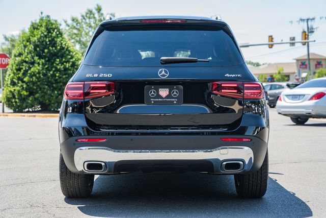 New 2026 Mercedes-Benz GLB 250 4MATIC image 6