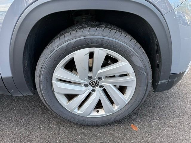Certified 2021 Volkswagen Atlas Cross Sport SE image 30