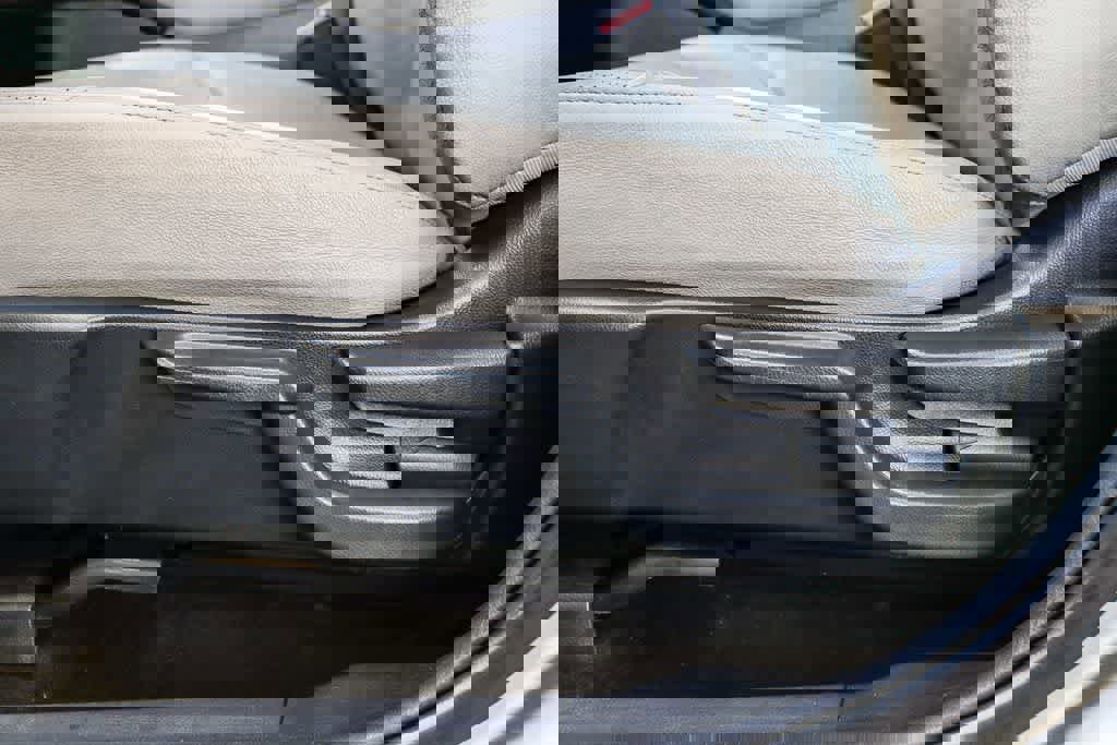 Used 2017 Honda HR-V EX-L image 19