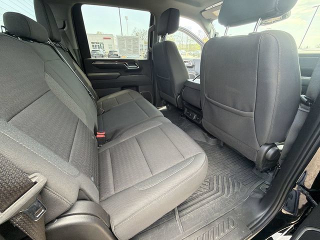 Used 2024 Chevrolet Silverado 2500 LT AWD/4WD image 30
