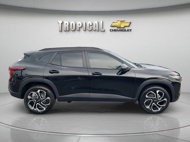 New 2026 Chevrolet Trax RS w/ Driver Confidence Package FWD image 6