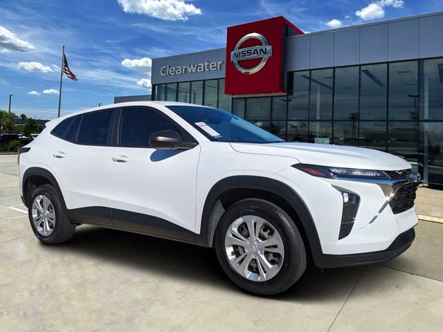 Used 2024 Chevrolet Trax LS image 1