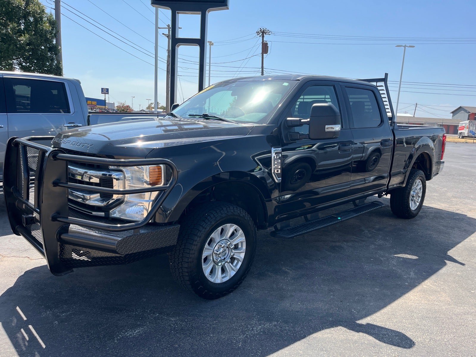 Used 2020 Ford F250 XLT AWD/4WD image 1