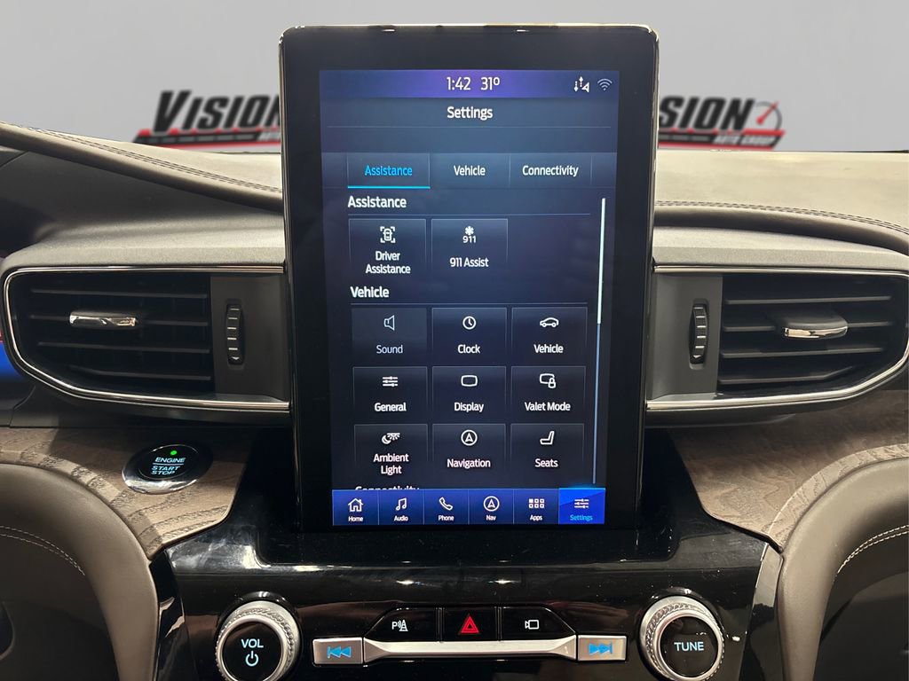 Used 2021 Ford Explorer Platinum w/ Equipment Group 601A image 23