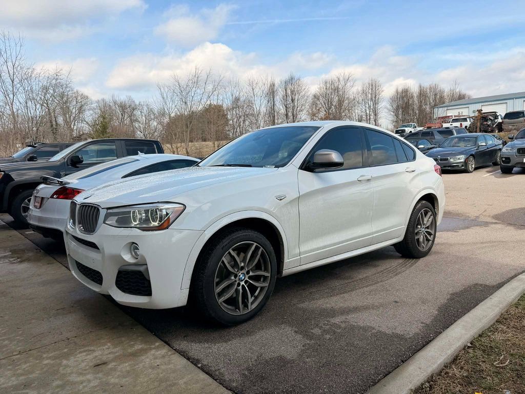 Used 2018 BMW X4 M40i image 3