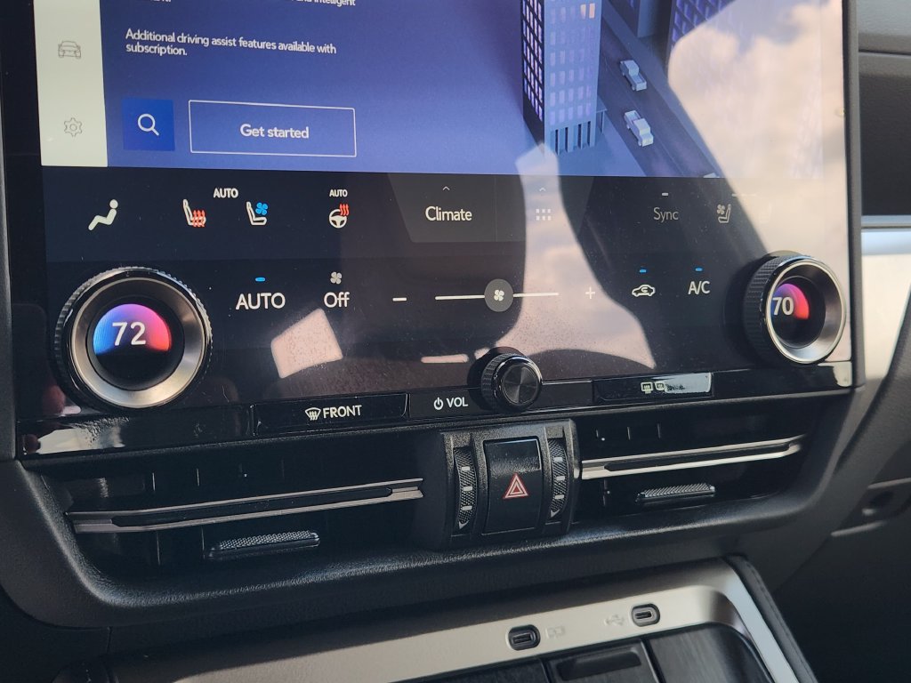 Used 2024 Lexus GX 550 AWD/4WD image 18