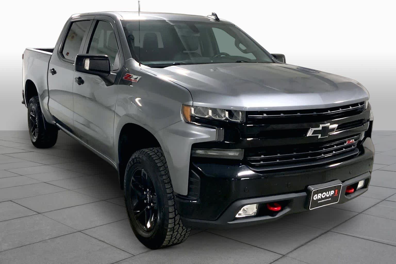 Used 2021 Chevrolet Silverado 1500 LT Trail Boss w/ LT Trail Boss Premium Package AWD/4WD image 2