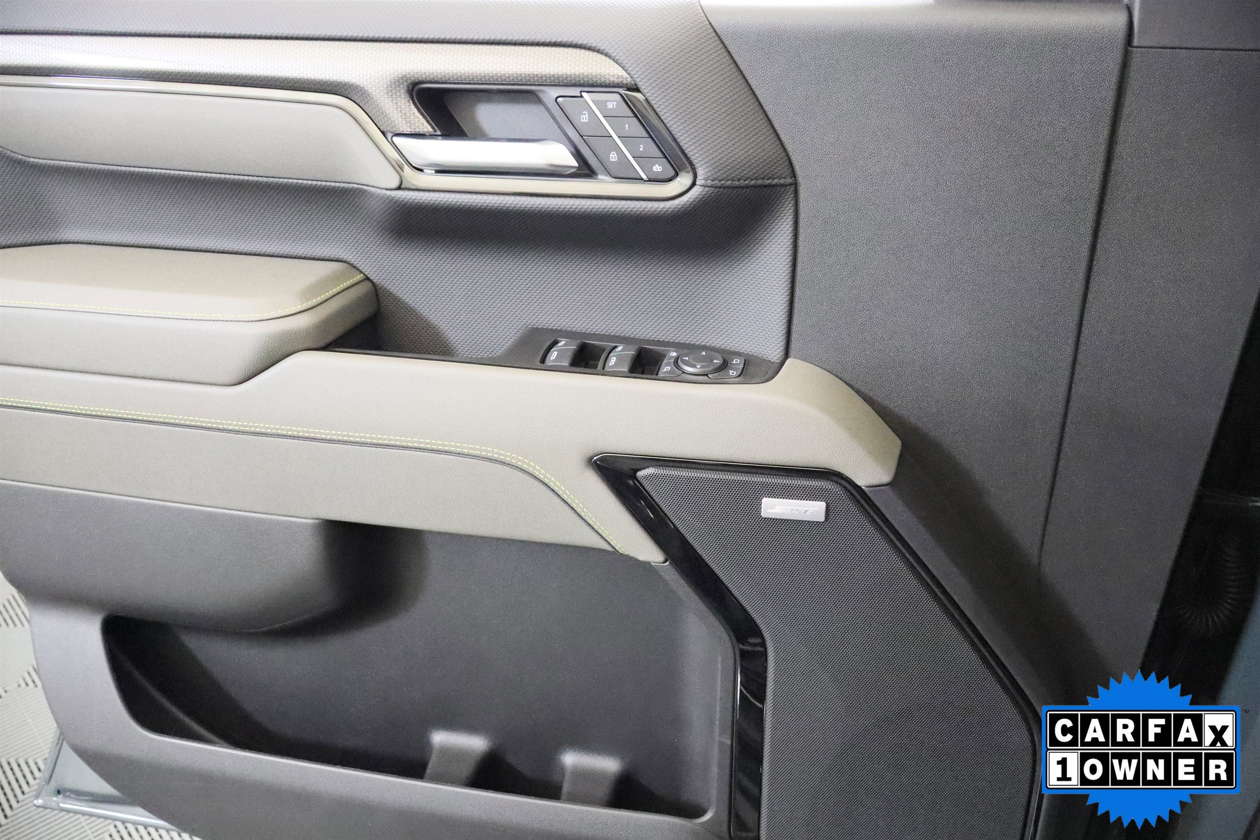 Used 2026 Chevrolet Silverado 1500 ZR2 w/ Dark Appearance Package image 33