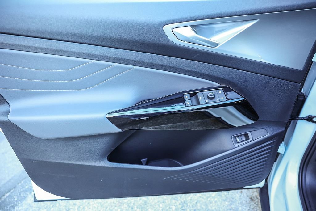 New 2026 Volkswagen ID.4 Pro S image 32