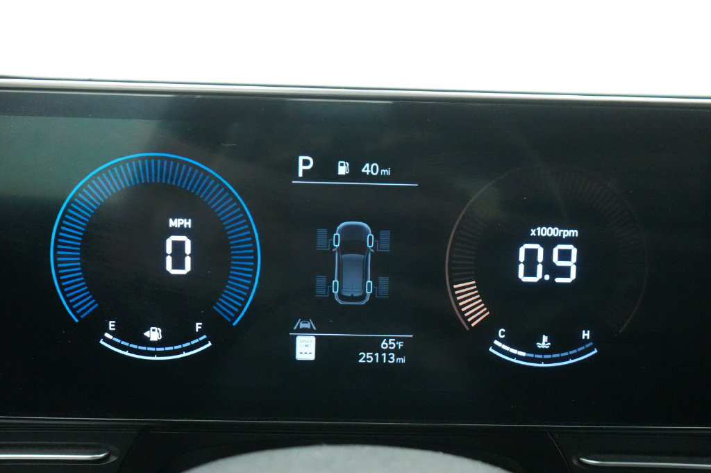 Used 2024 Hyundai Kona SEL AWD/4WD image 36