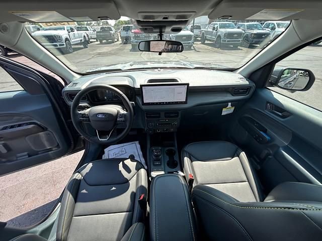 New 2025 Ford Maverick Lobo image 32