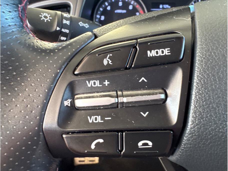 Used 2019 Hyundai Elantra Sport w/ Cargo Package image 17