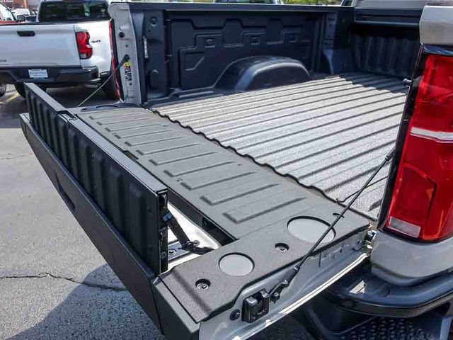 New 2026 Chevrolet Silverado 2500 ZR2 w/ Snow Plow Prep/Camper Package AWD/4WD image 10