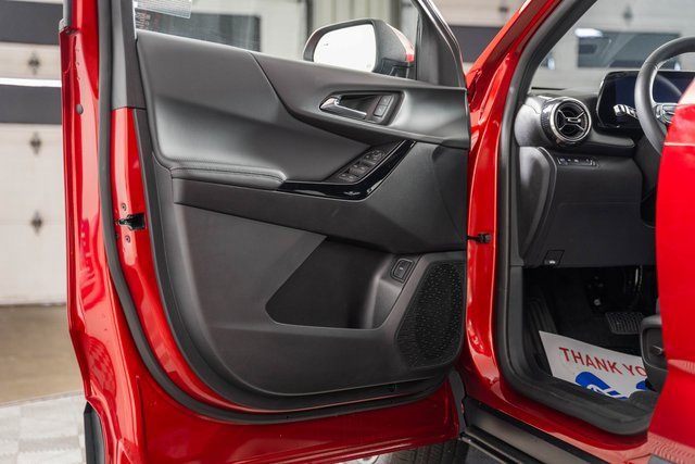 New 2026 Chevrolet Equinox LT w/ Convenience Package II image 36