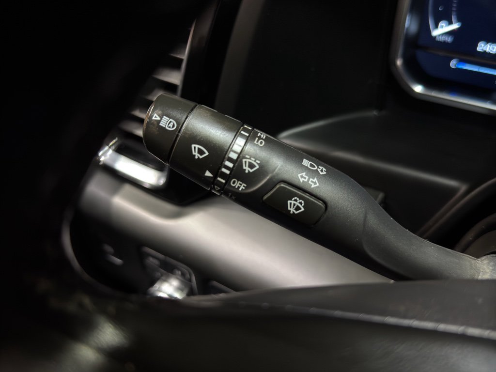 Used 2025 GMC Sierra 3500 Denali w/ Denali Reserve Package image 27