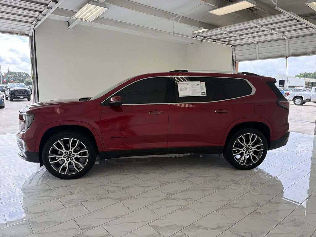 Used 2026 GMC Acadia Denali Ultimate w/ LPO, Floor Liner Package FWD image 5