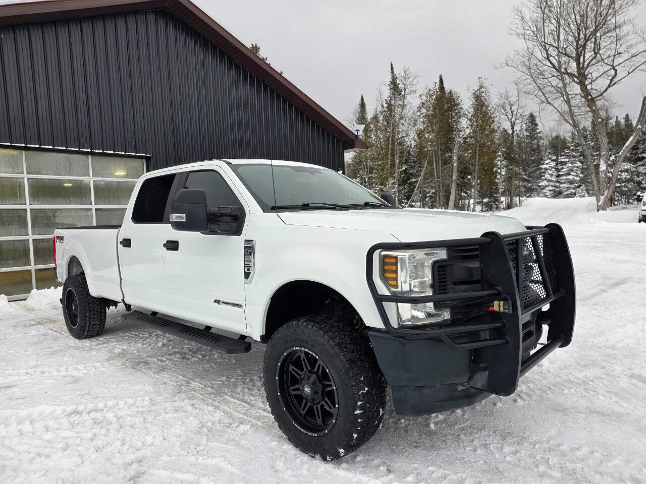 Used 2019 Ford F250 XL w/ Power Equipment Group image 11