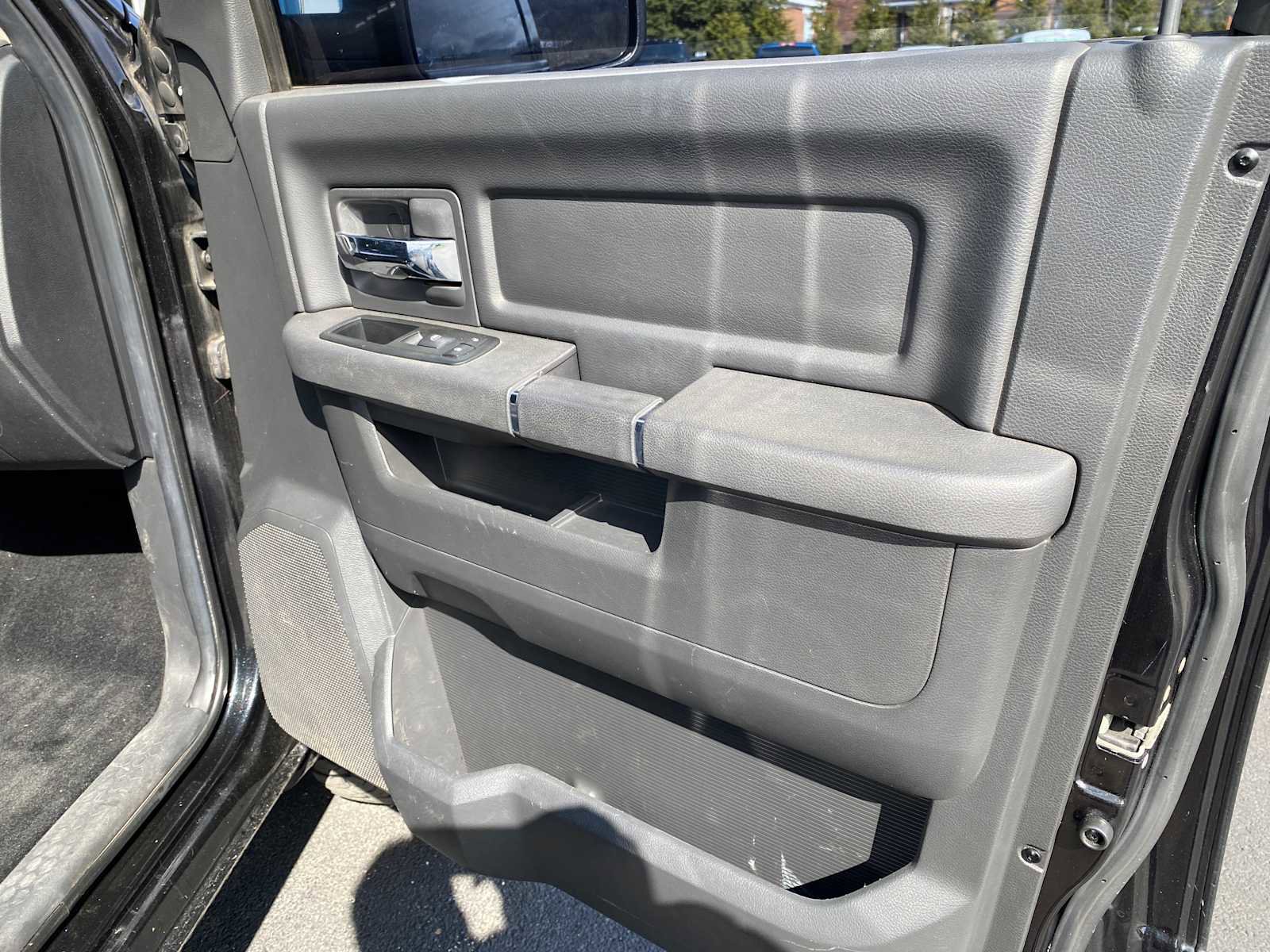 Used 2010 Dodge Ram 1500 Truck Sport image 28