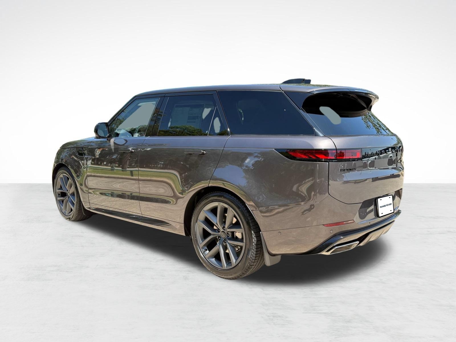 New 2026 Land Rover Range Rover Sport Dynamic SE AWD/4WD image 3